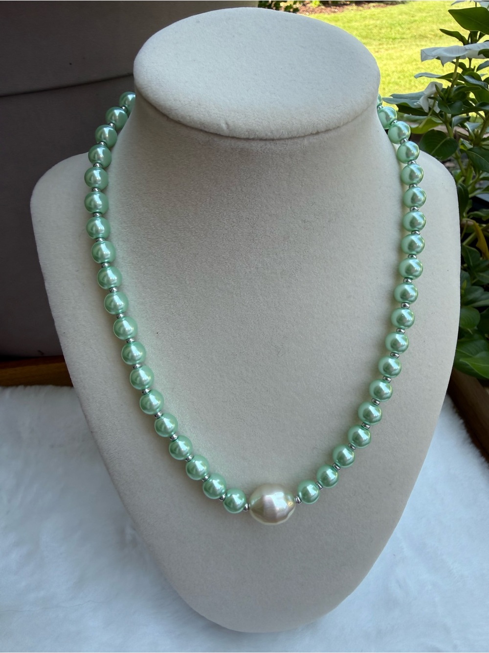 Mint Green Faux Pearl & Silver Glass Bead Statement Necklace  18-inch